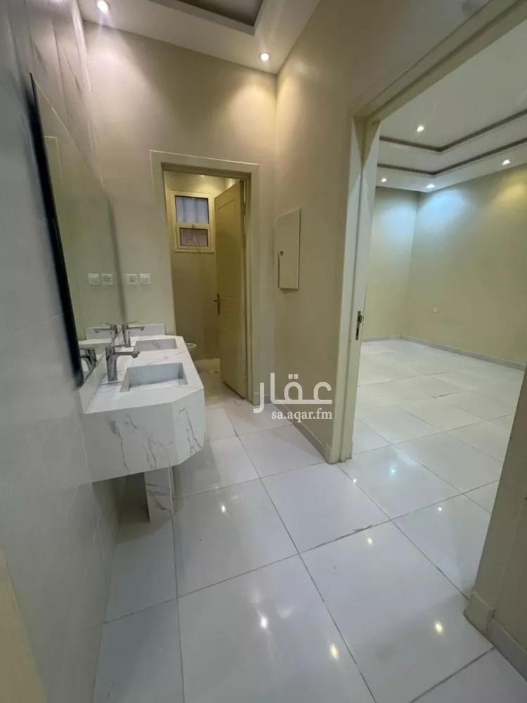 دور للإيجار في شارع محمد بن عيسى العدني, حي المهدية, مدينة الرياض, منطقة الرياض صورة 4