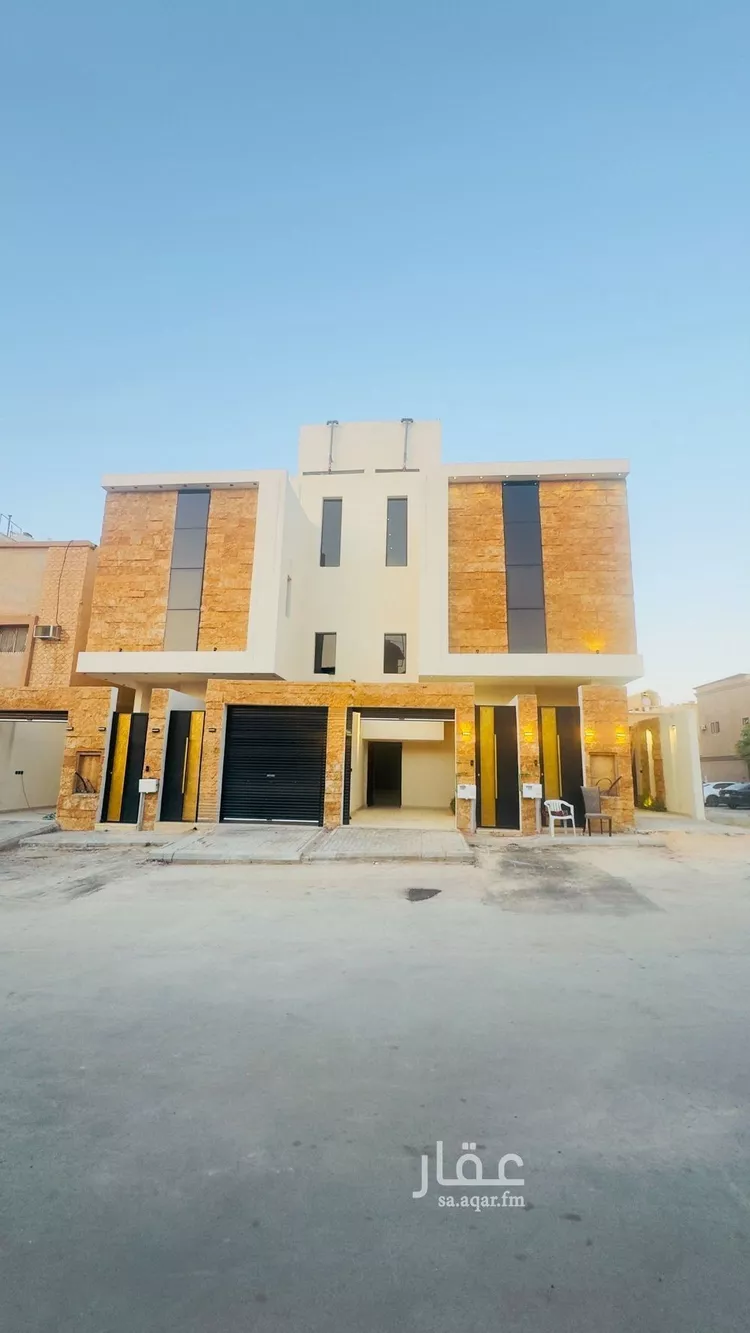 Floor for Sale in Riyadh Al Uraija Al Wusta