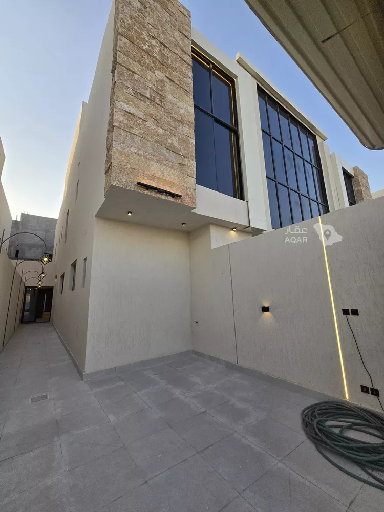 Villa for Sale in Riyadh Okaz صورة 3