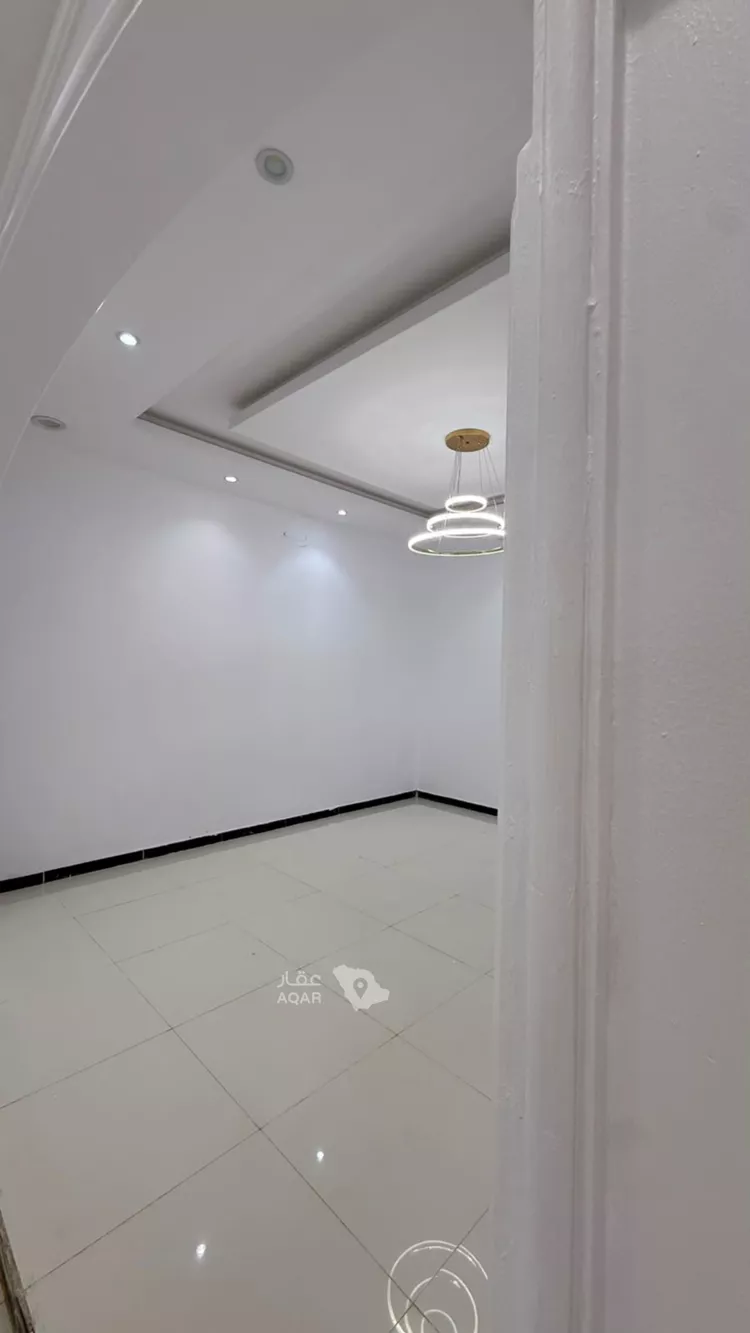 Villa for Sale in Riyadh Tuwaiq 7