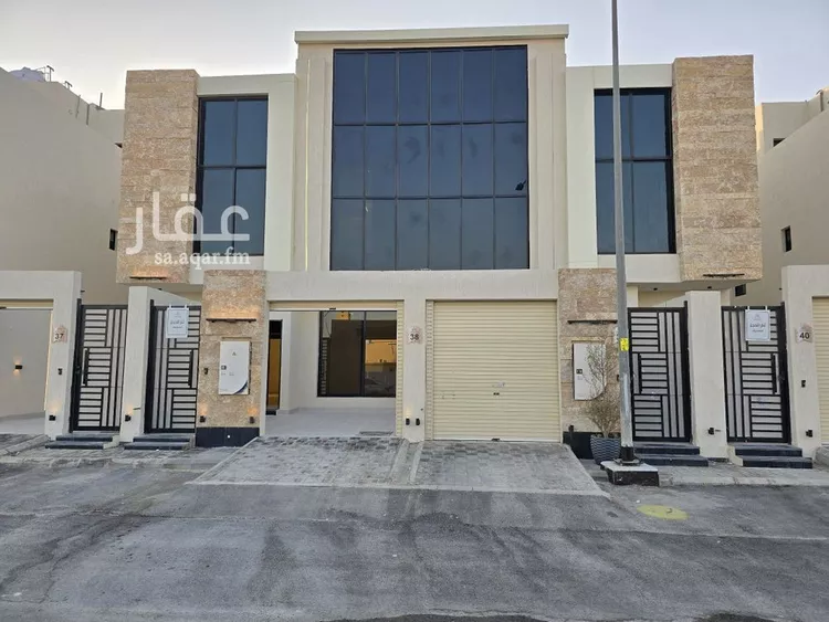 فيلا للبيع في شارع حامد عبدالحفيظ, حي عكاظ, مدينة الرياض, منطقة الرياض