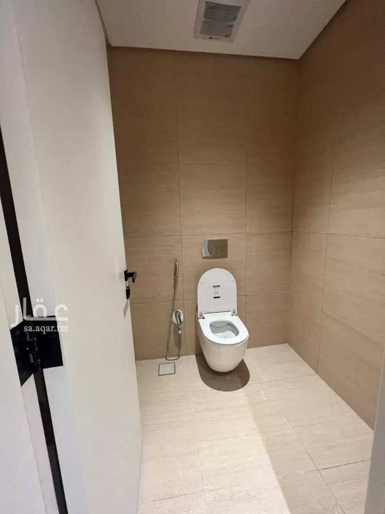 فيلا للإيجار في شارع محمد الأفريقي, حي العارض, مدينة الرياض, منطقة الرياض صورة 3