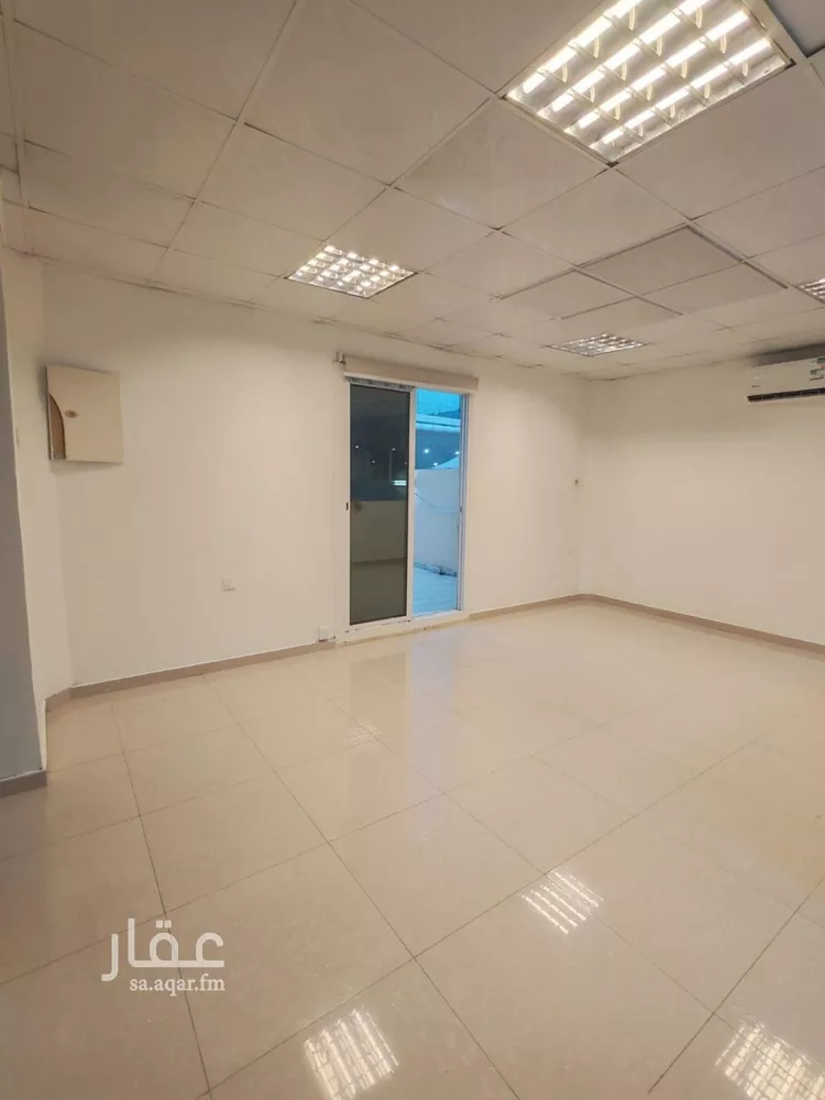 شقة للإيجار في شارع الامير سلطان ابن عبدالعزيز, حي العليا, مدينة الرياض, منطقة الرياض صورة 4