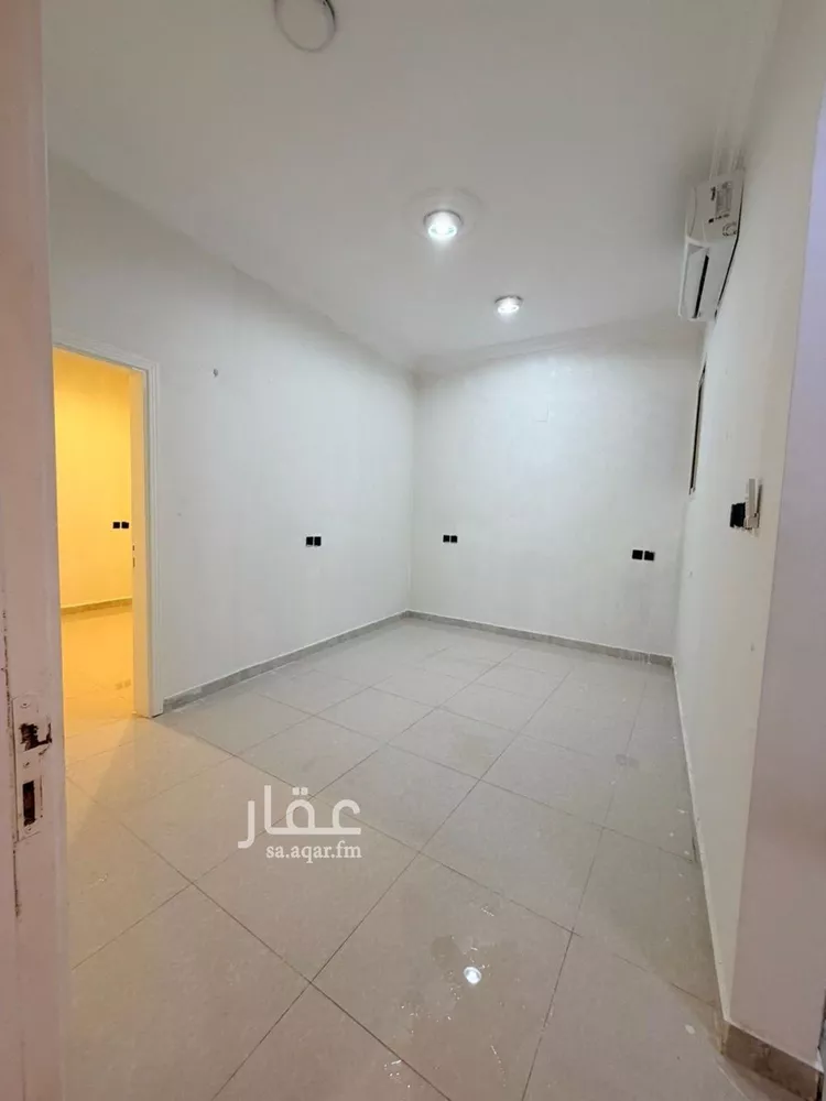 شقة للإيجار في شارع ابن الطيب, حي الملز, مدينة الرياض, منطقة الرياض صورة 4