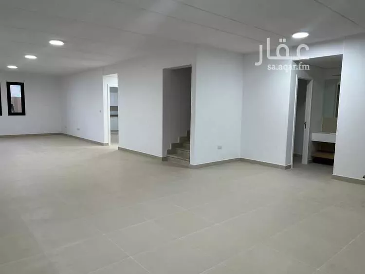 فيلا للإيجار في شارع رقم 1142 ، حي مطار الملك خالد الدولي ، الرياض ، منطقة الرياض
