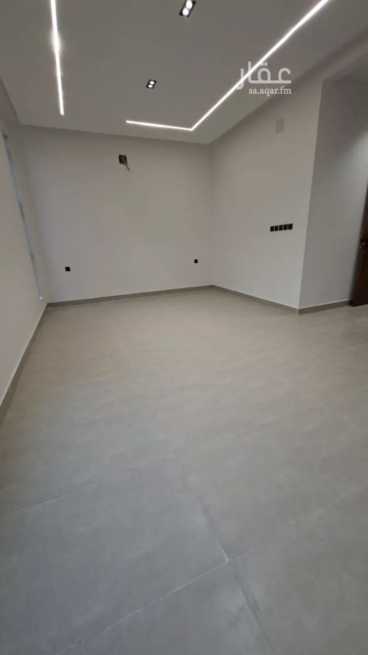 فيلا للبيع في شارع إبراهيم بن حسين, حي الرمال, مدينة الرياض, منطقة الرياض صورة 5