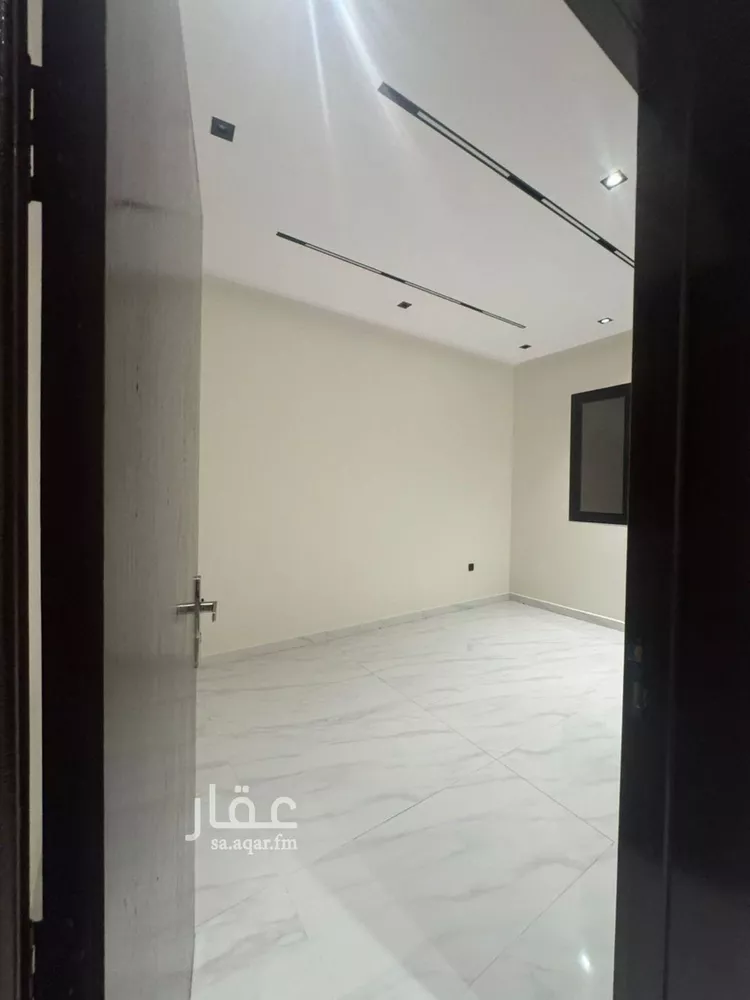 Floor for Sale in Riyadh Sultanah 8