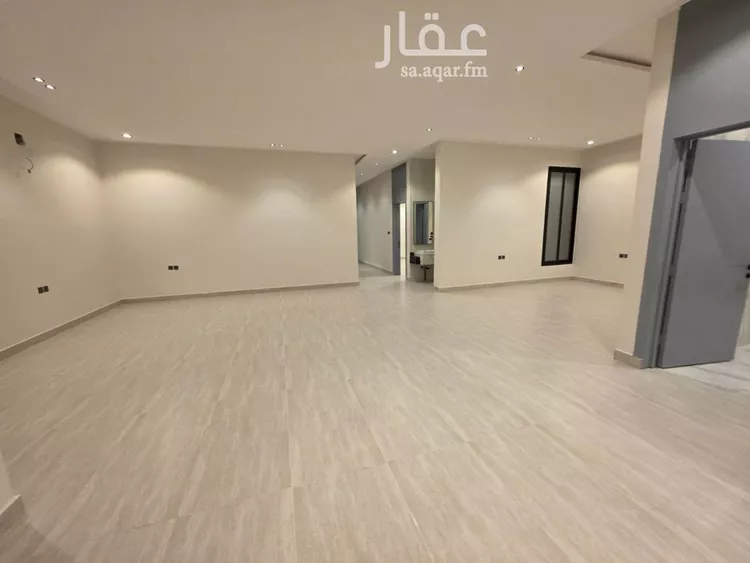 دور للبيع في شارع الرسالة, حي بدر, مدينة الرياض, منطقة الرياض 11