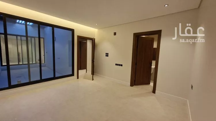 Floor for Sale in Riyadh Sultanah 16