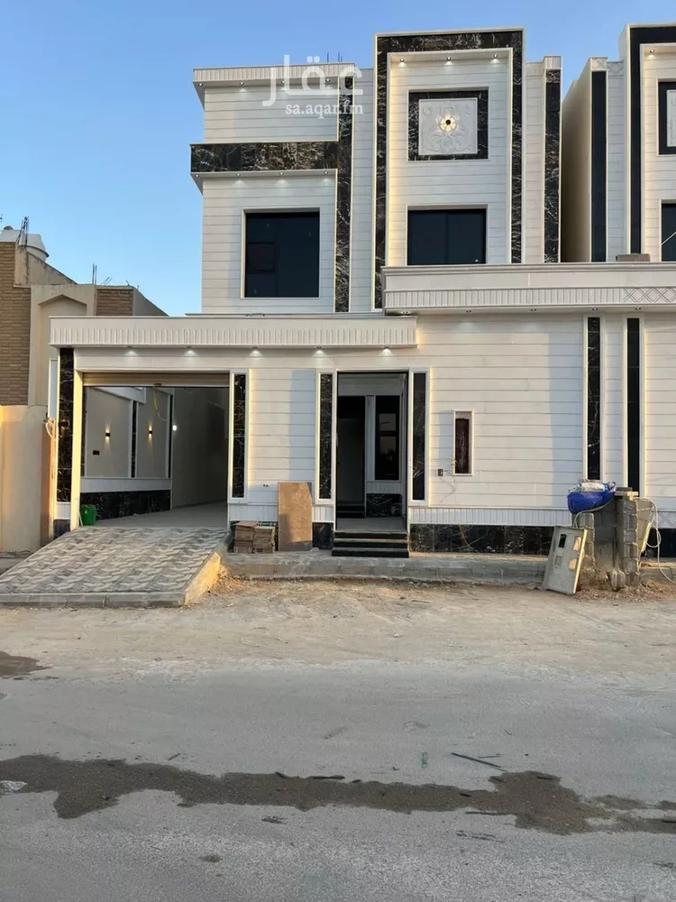 فيلا للبيع في شارع الأمير مساعد بن عبدالرحمن بن فيصل, حي العريجاء الأوسط, مدينة الرياض, منطقة الرياض صورة 4