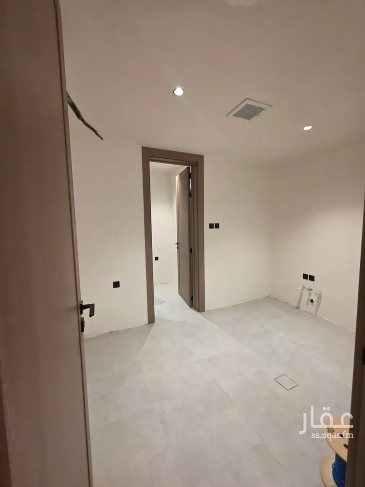 Floor for Sale in Riyadh Al Maizilah صورة 5