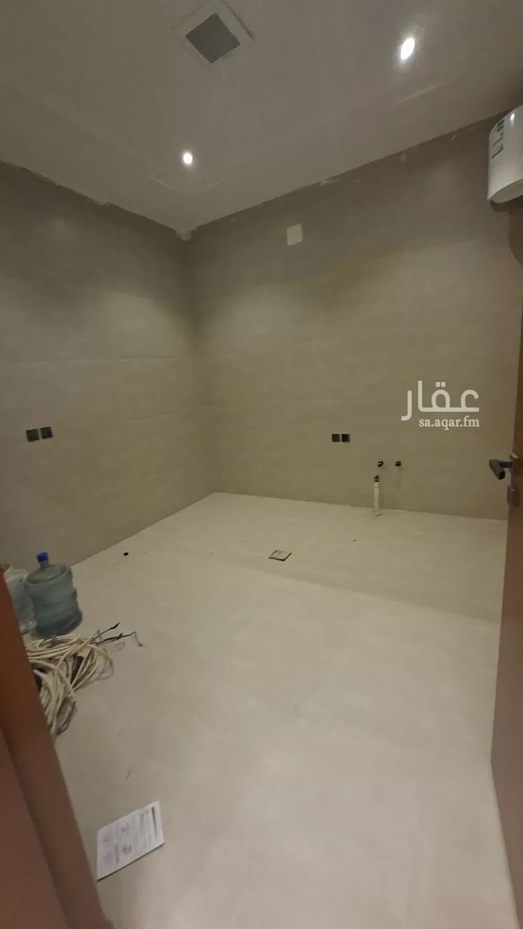 Villa for Sale in Riyadh Okaz 8