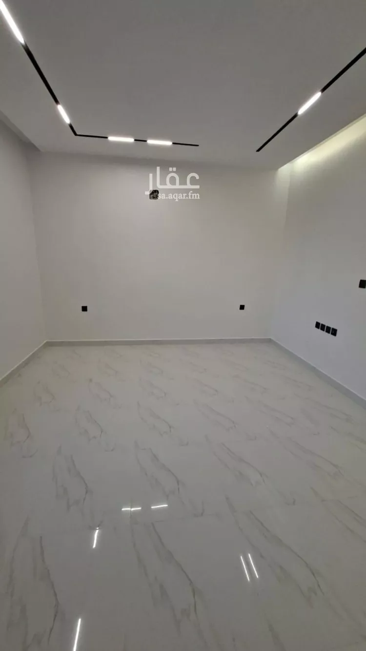 Floor for Sale in Riyadh Sultanah 15