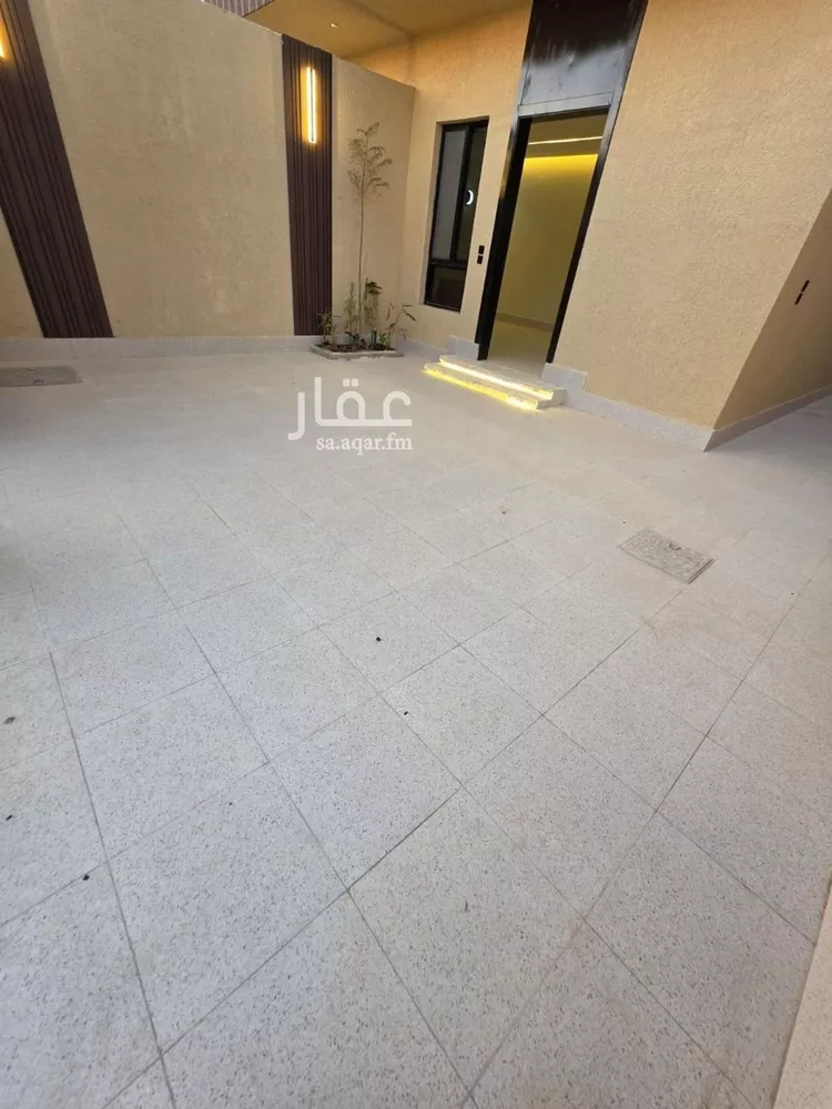 دور للبيع في شارع ستتراوي, حي ديراب, مدينة الرياض, منطقة الرياض 11