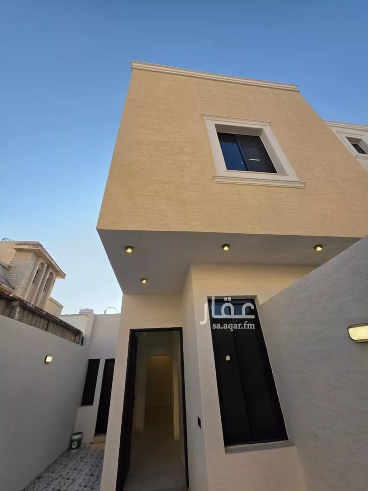 دور للبيع في شارع عبدالله بن جاسر, حي الرمال, مدينة الرياض, منطقة الرياض صورة 2