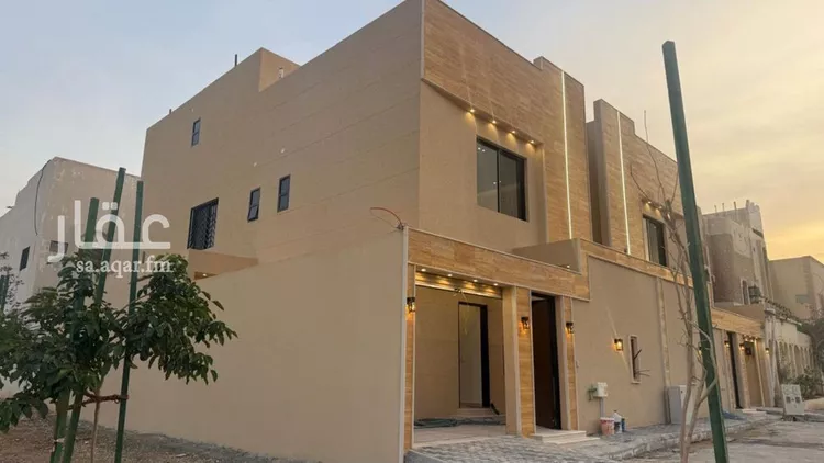 Villa for Sale in Riyadh Al Uraija Al Wusta