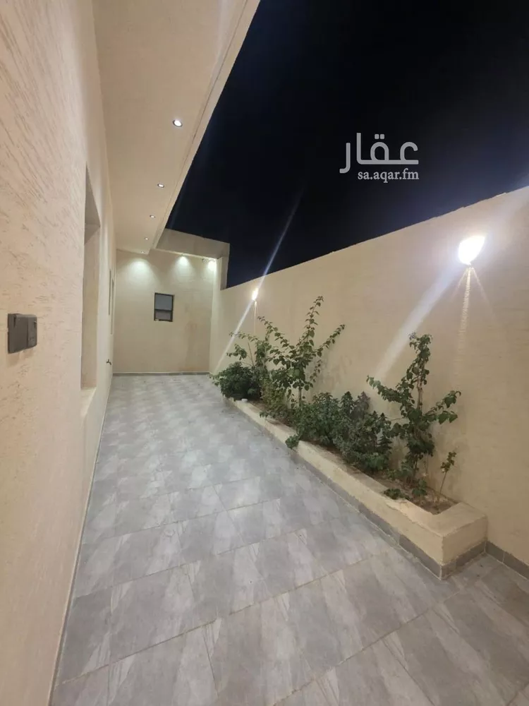 دور للبيع في شارع عمورية, حي أحد, مدينة الرياض, منطقة الرياض صورة 4