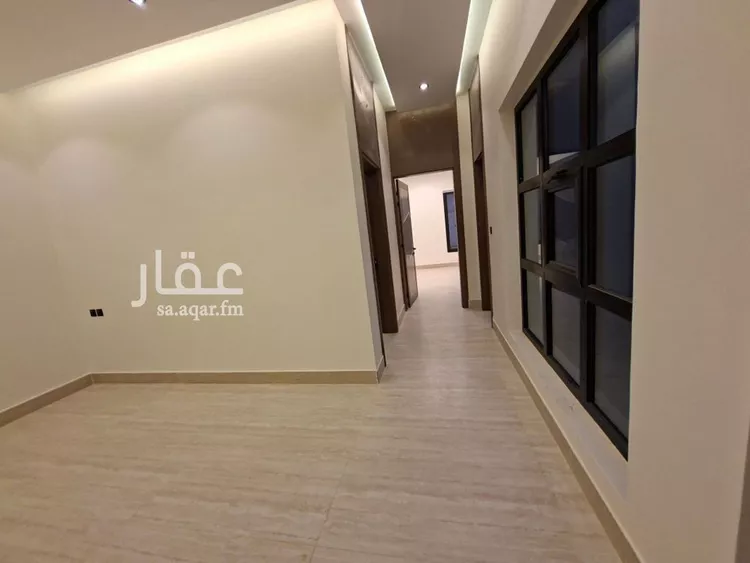 فيلا للبيع في شارع الساعه, حي ظهرة لبن, مدينة الرياض, منطقة الرياض صورة 3