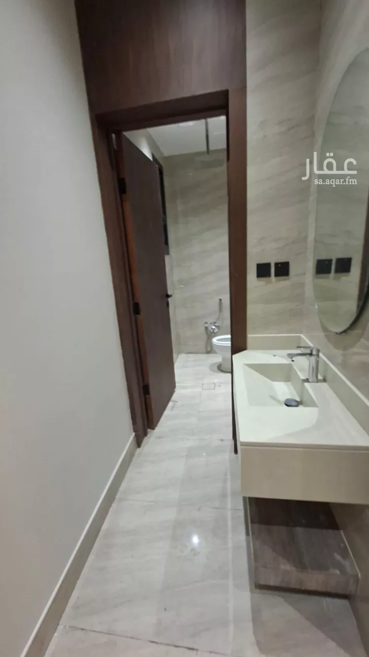 دور للبيع في شارع الستتراوي, حي ديراب, مدينة الرياض, منطقة الرياض 9