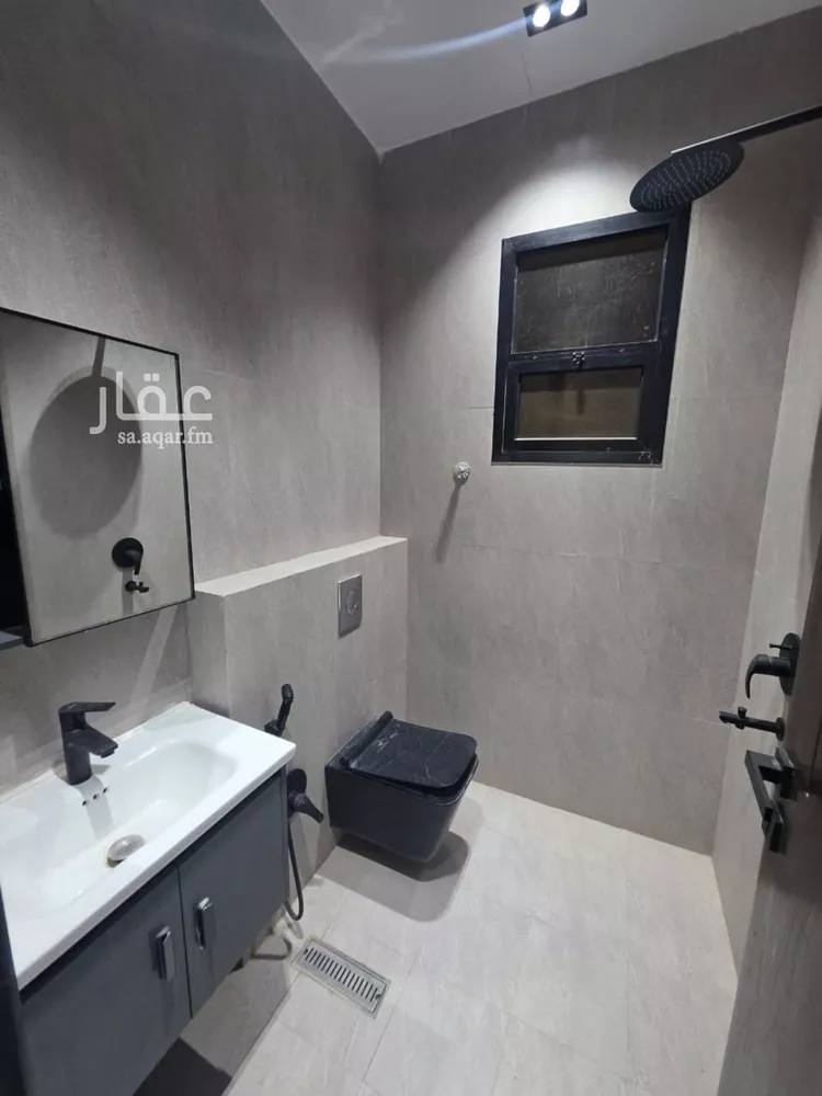 فيلا للبيع في شارع إياد مدني, حي الرمال, مدينة الرياض, منطقة الرياض صورة 5