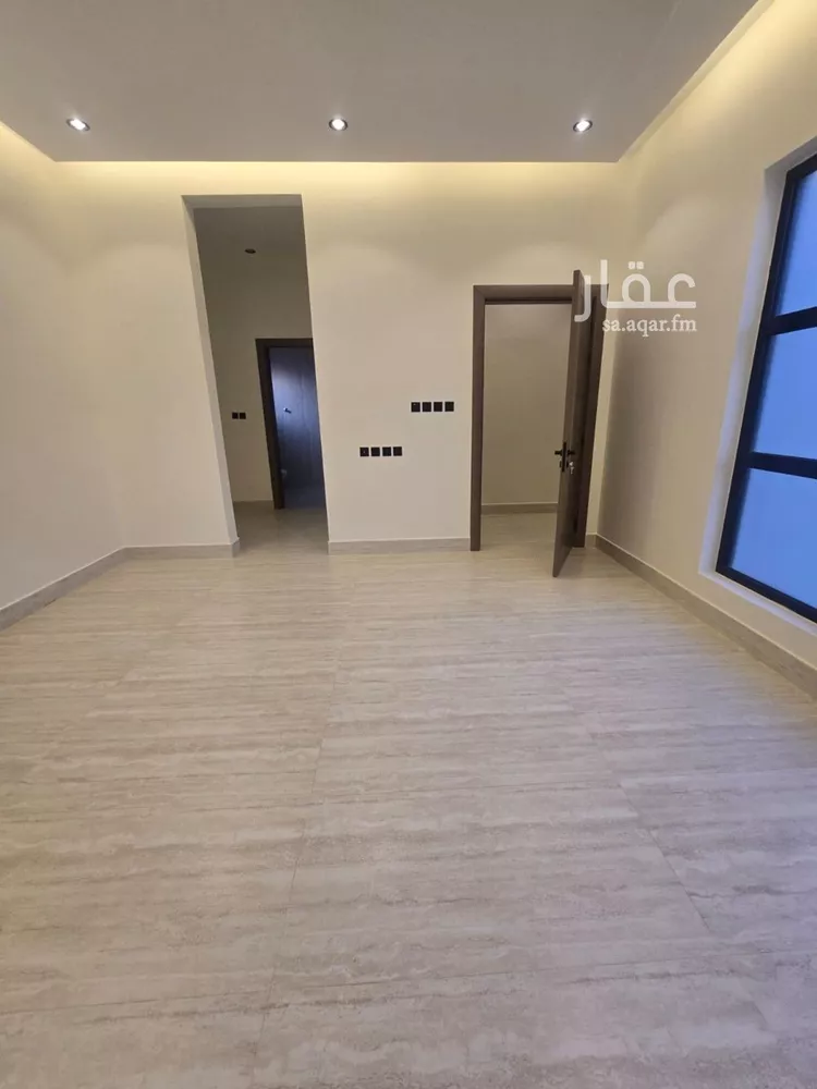 فيلا للبيع في شارع حائل, حي ظهرة لبن, مدينة الرياض, منطقة الرياض 11