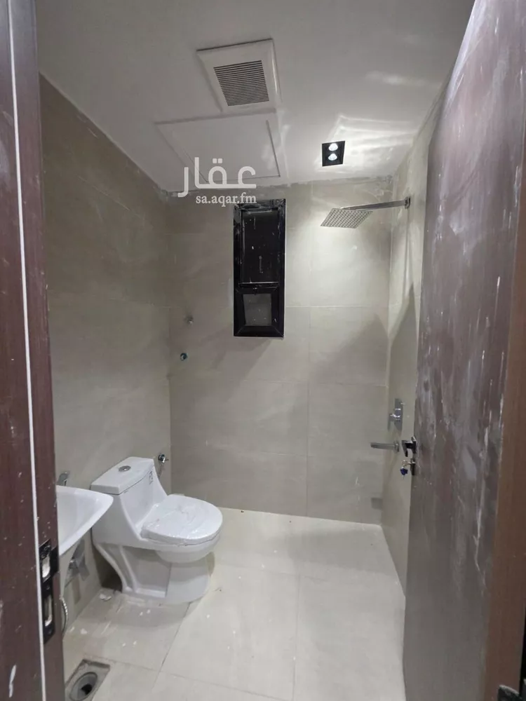 Floor for Sale in Riyadh Badr 6