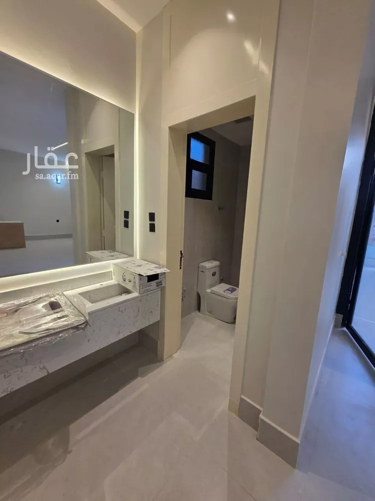 دور للبيع في شارع ستتراوي, حي ديراب, مدينة الرياض, منطقة الرياض 7