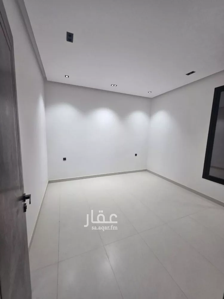فيلا للبيع في شارع إياد مدني, حي الرمال, مدينة الرياض, منطقة الرياض 14