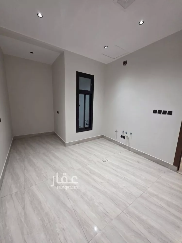 دور للبيع في شارع حنتير , حي ديراب, مدينة الرياض, منطقة الرياض 12