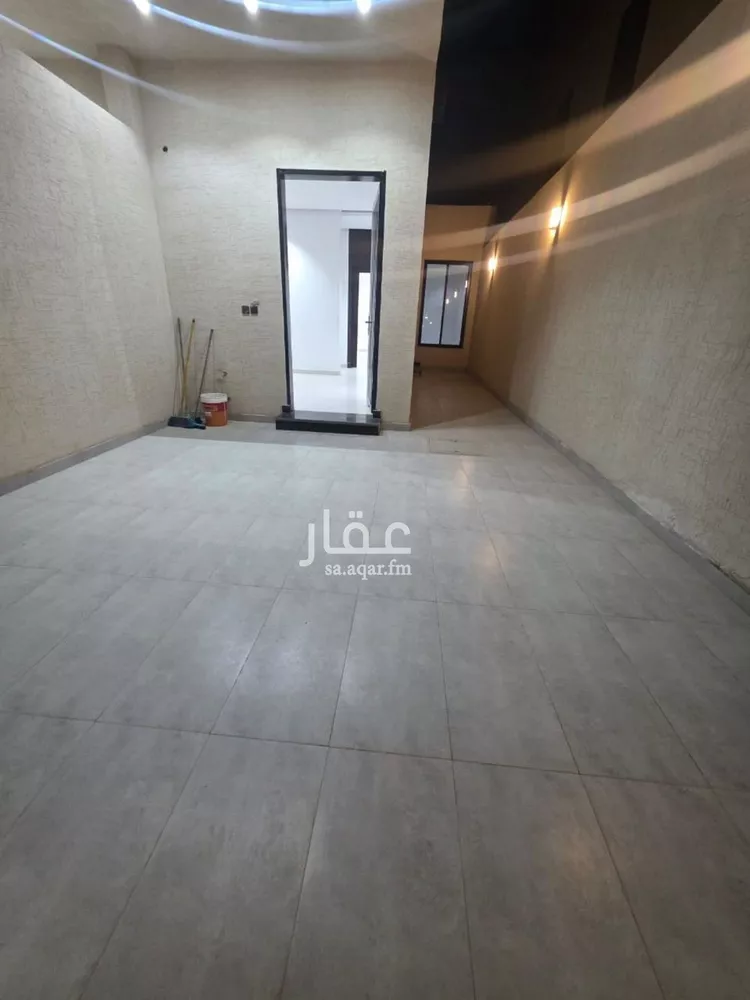 فيلا للبيع في شارع إياد مدني, حي الرمال, مدينة الرياض, منطقة الرياض 7