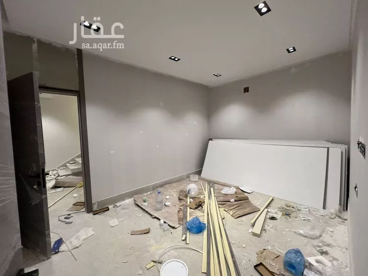 فيلا للبيع في شارع عبدالله بن الزبير, حي العريجاء الغربي, مدينة الرياض, منطقة الرياض صورة 3