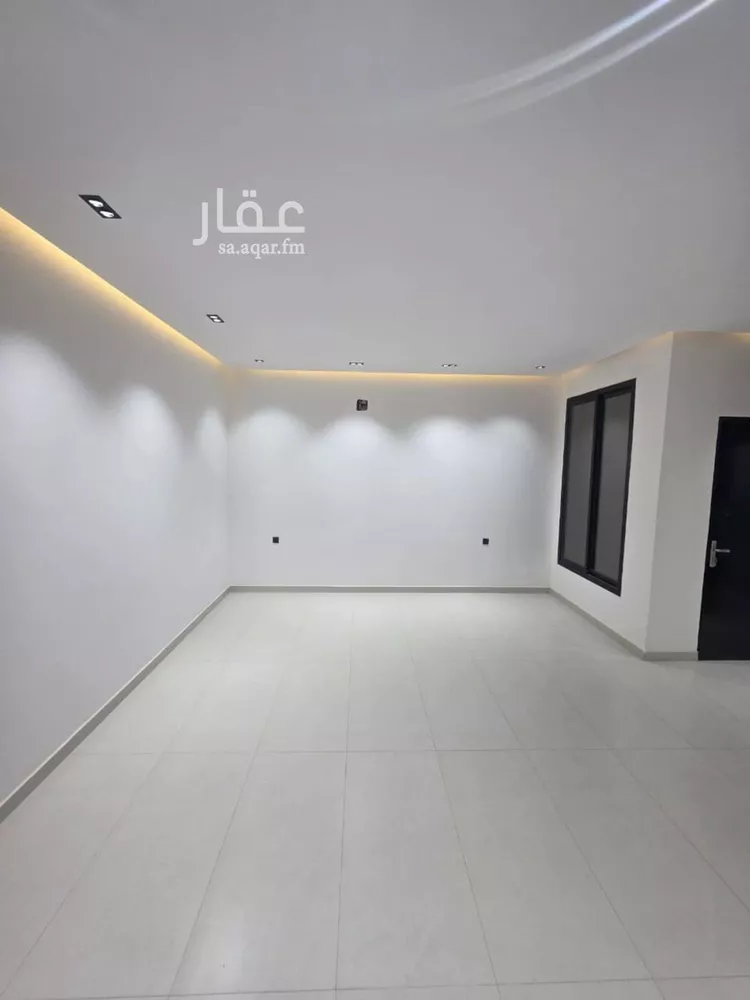 فيلا للبيع في شارع إياد مدني, حي الرمال, مدينة الرياض, منطقة الرياض 6