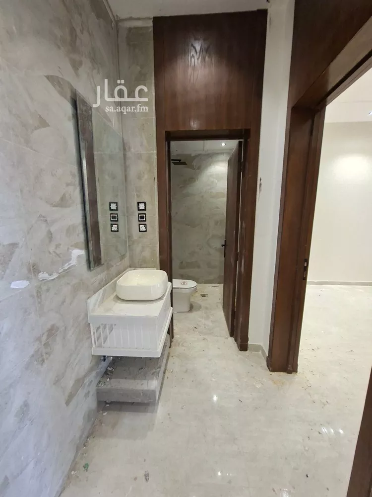 Floor for Sale in Riyadh Al Hazm 13