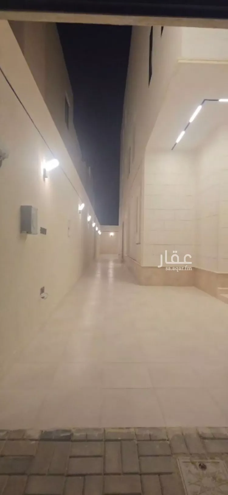 فيلا للبيع في شارع خليج تونس, حي المعيزيلة, مدينة الرياض, منطقة الرياض 8