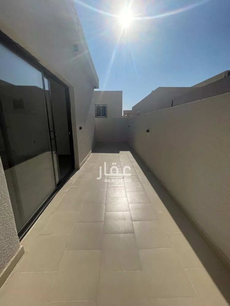 فيلا للبيع في شارع الساعه, حي ظهرة لبن, مدينة الرياض, منطقة الرياض صورة 5