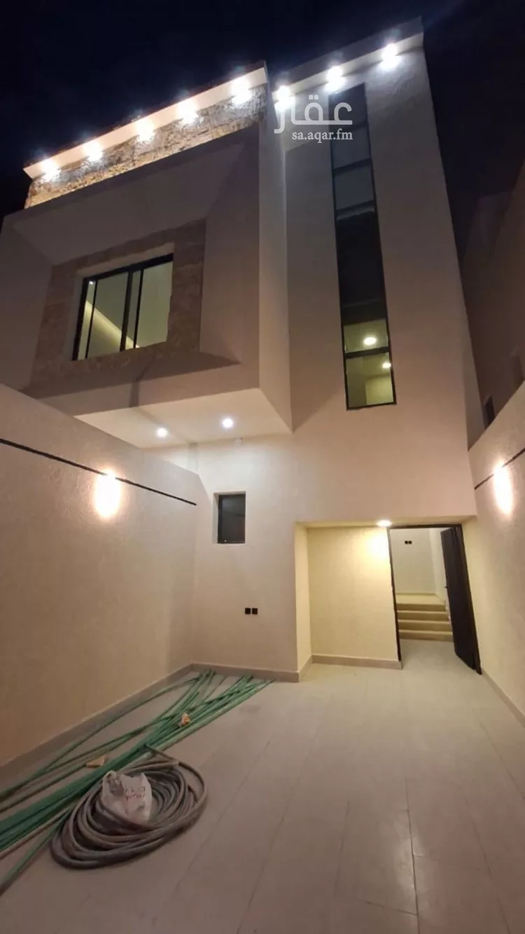 دور للبيع في شارع الستتراوي, حي ديراب, مدينة الرياض, منطقة الرياض صورة 2