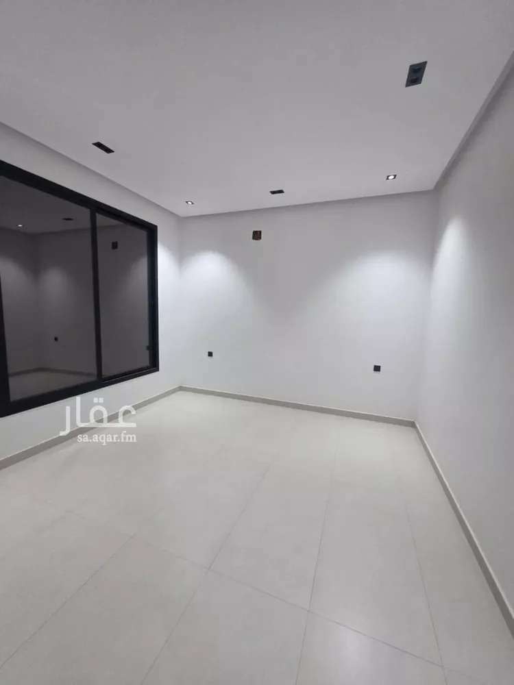 فيلا للبيع في شارع إياد مدني, حي الرمال, مدينة الرياض, منطقة الرياض 9