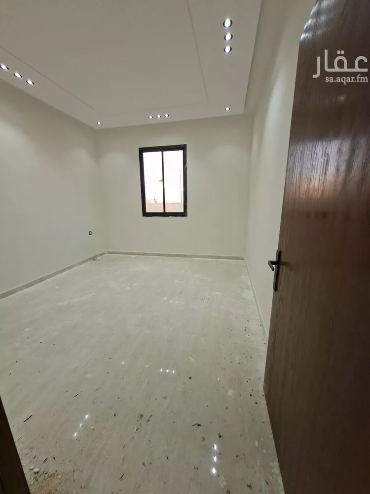 Floor for Sale in Riyadh Al Hazm 10