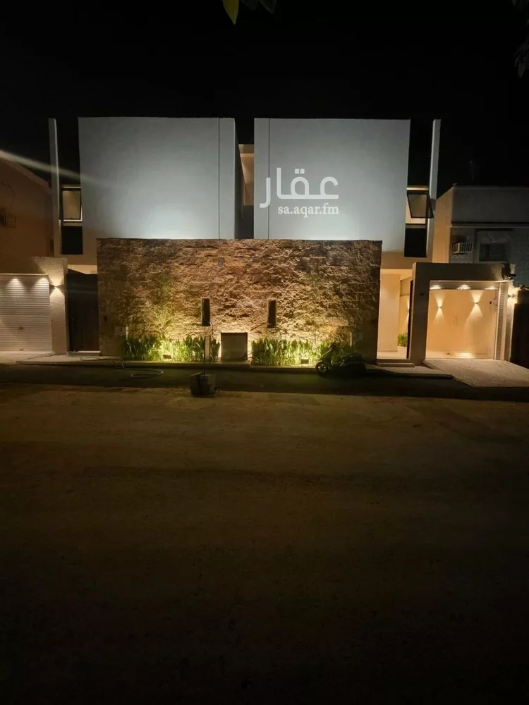 فيلا للبيع في شارع عبدالله بن الزبير, حي العريجاء الغربي, مدينة الرياض, منطقة الرياض صورة 2