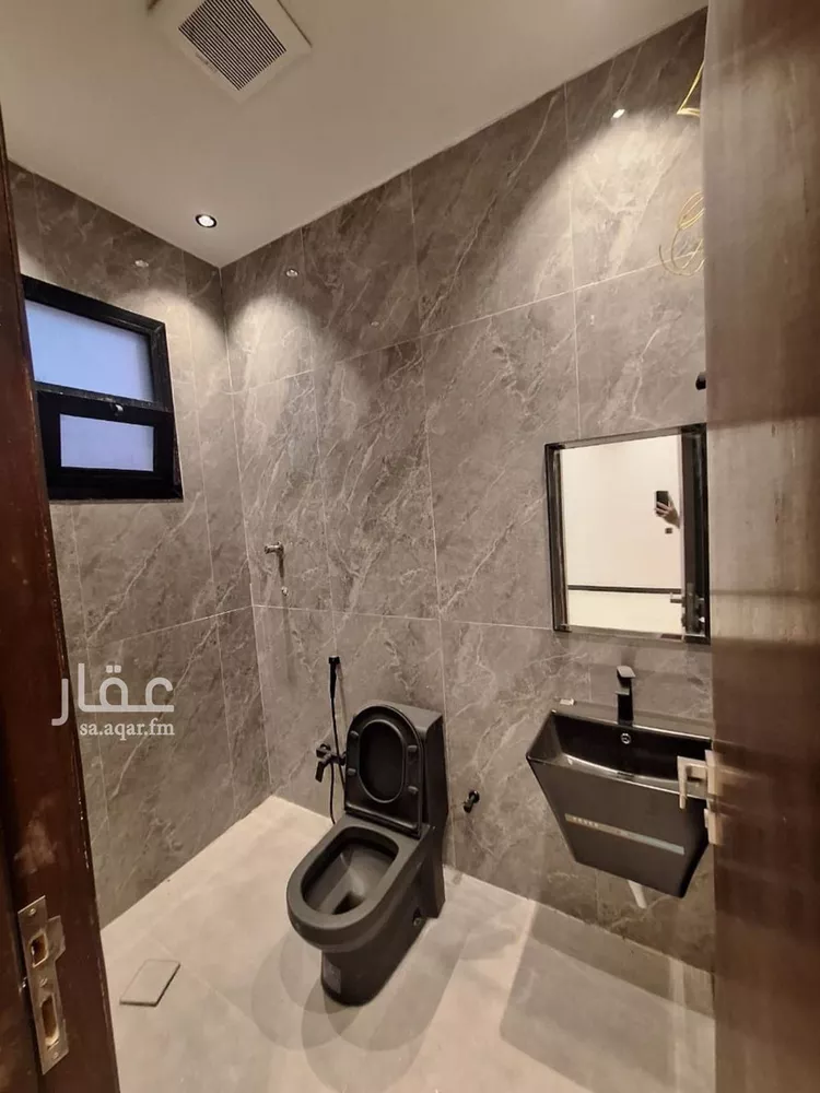دور للبيع في شارع قرن المنيفة, حي الحزم, مدينة الرياض, منطقة الرياض صورة 5