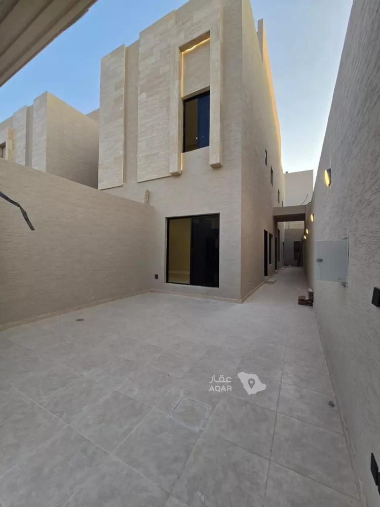 Villa for Sale in Riyadh Okaz صورة 3