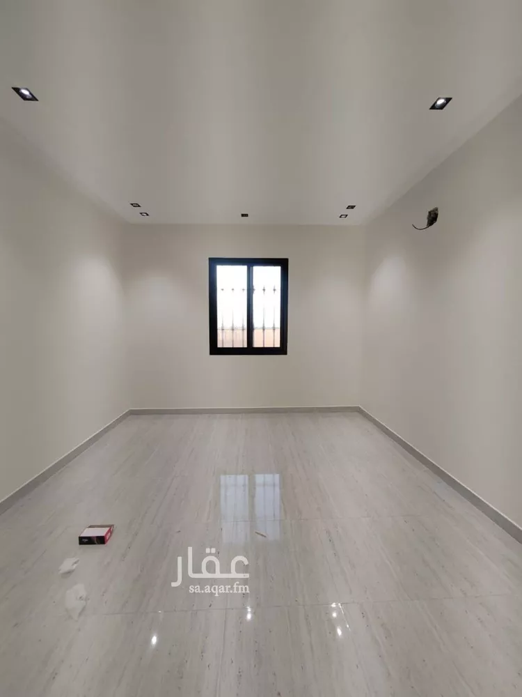 فيلا للبيع في شارع أحمد بن النجار, حي طويق, مدينة الرياض, منطقة الرياض صورة 2