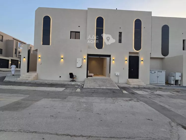 فيلا للبيع في شارع محمد بن صاف, حي عكاظ, مدينة الرياض, منطقة الرياض