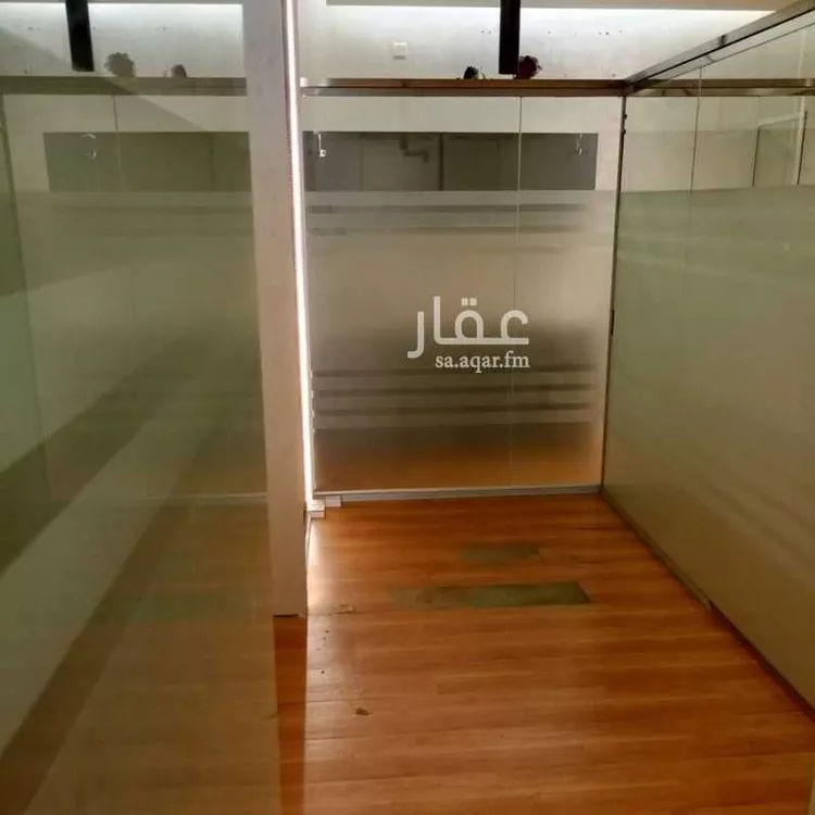 مكتب تجاري للإيجار في شارع محمد بن ظفر, حي المحمدية, مدينة جدة, منطقة مكة المكرمة