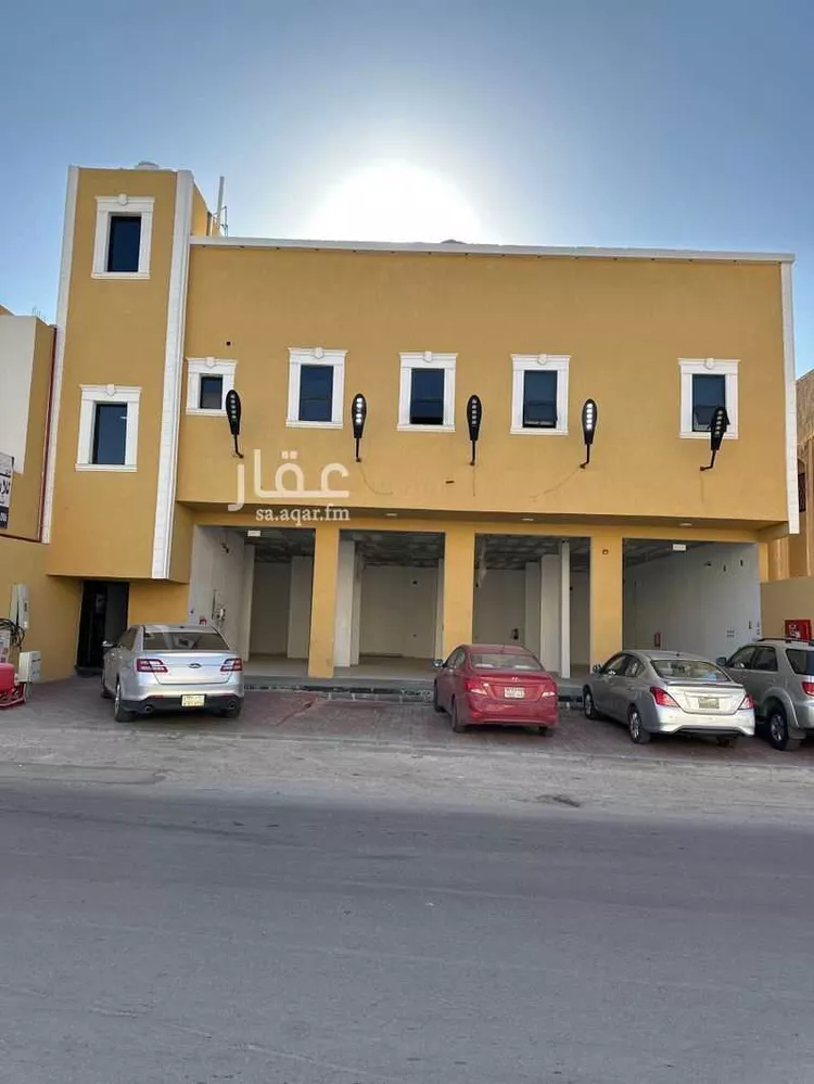 عمارة للبيع في شارع الامير ناصر بن عبد العزيز, حي طويق, مدينة الخرج, منطقة الرياض