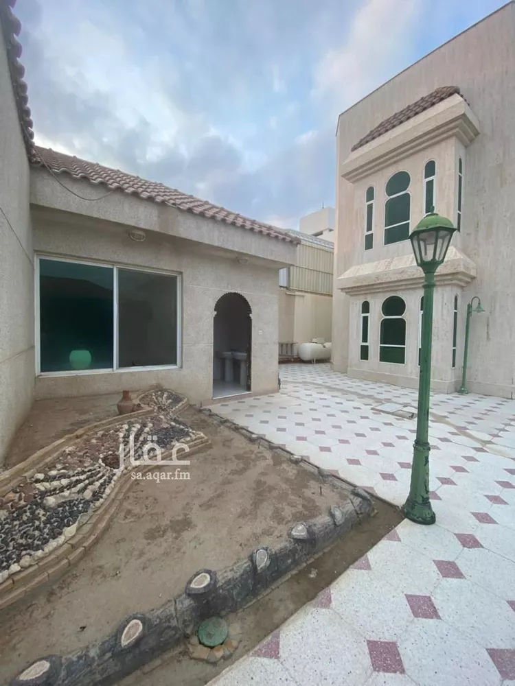 فيلا للإيجار في شارع محمد الشافعي, حي الربوة, مدينة الرياض, منطقة الرياض صورة 4