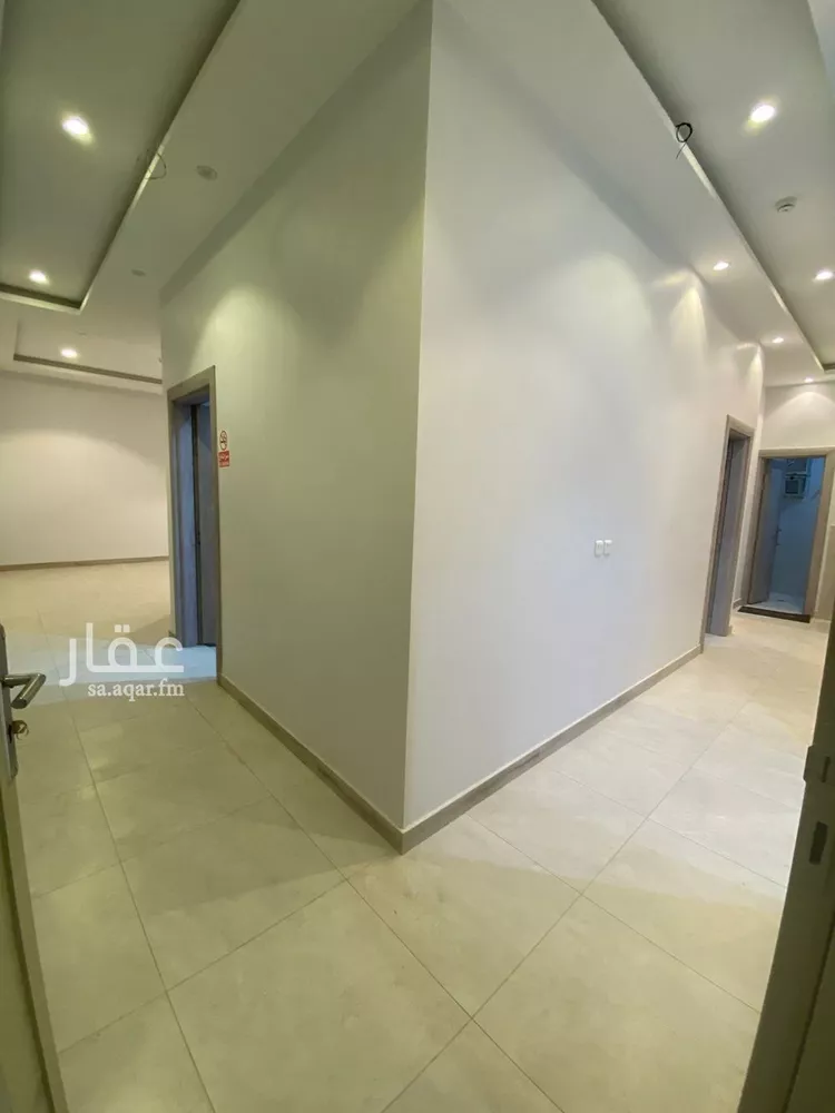 مكتب تجاري للإيجار في شارع  الشافعي, حي السلام, مدينة الرياض, منطقة الرياض صورة 5