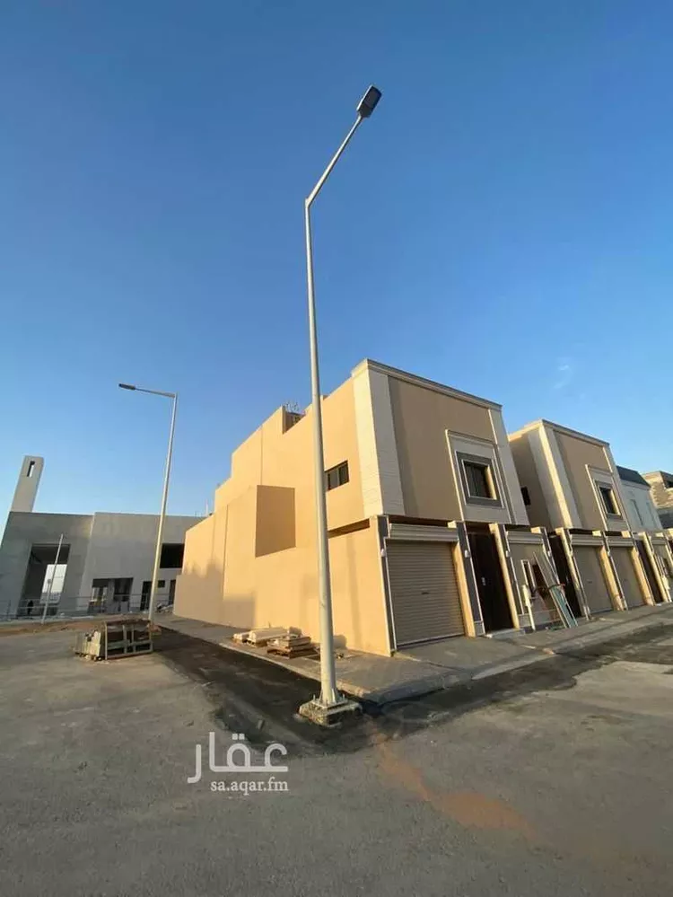 دور للبيع في شارع علاء الدين بيبرس, حي الصفاء, مدينة الرياض, منطقة الرياض صورة 2