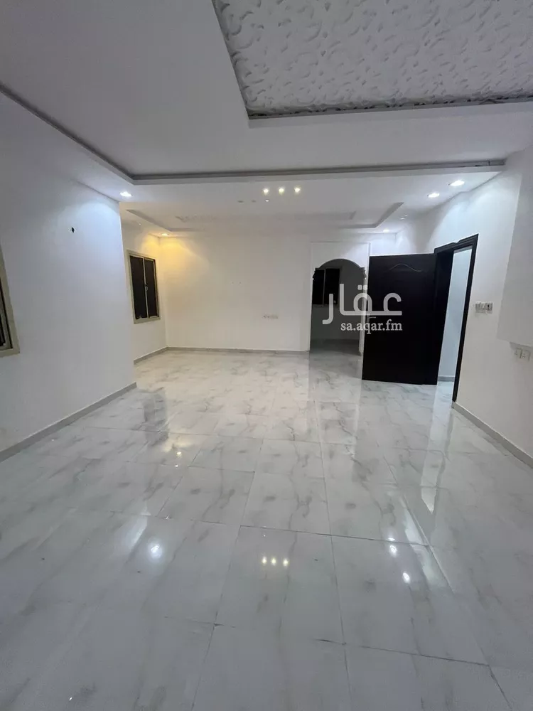 فيلا للإيجار في شارع أحمد بن محمد العتابي, حي الرمال, مدينة الرياض, منطقة الرياض صورة 4