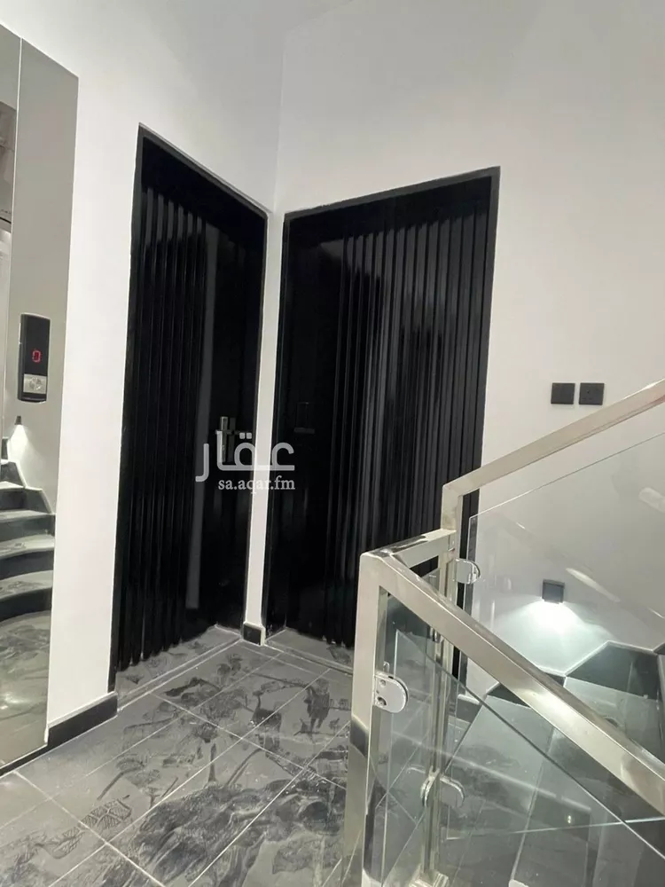 Apartment for Sale in Al Muzahimiyah Tuwaiq 18